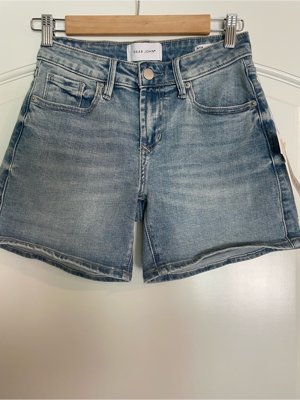 Dear John Ava Mid-Rise Light Wash Denim Shorts size 24 NEW